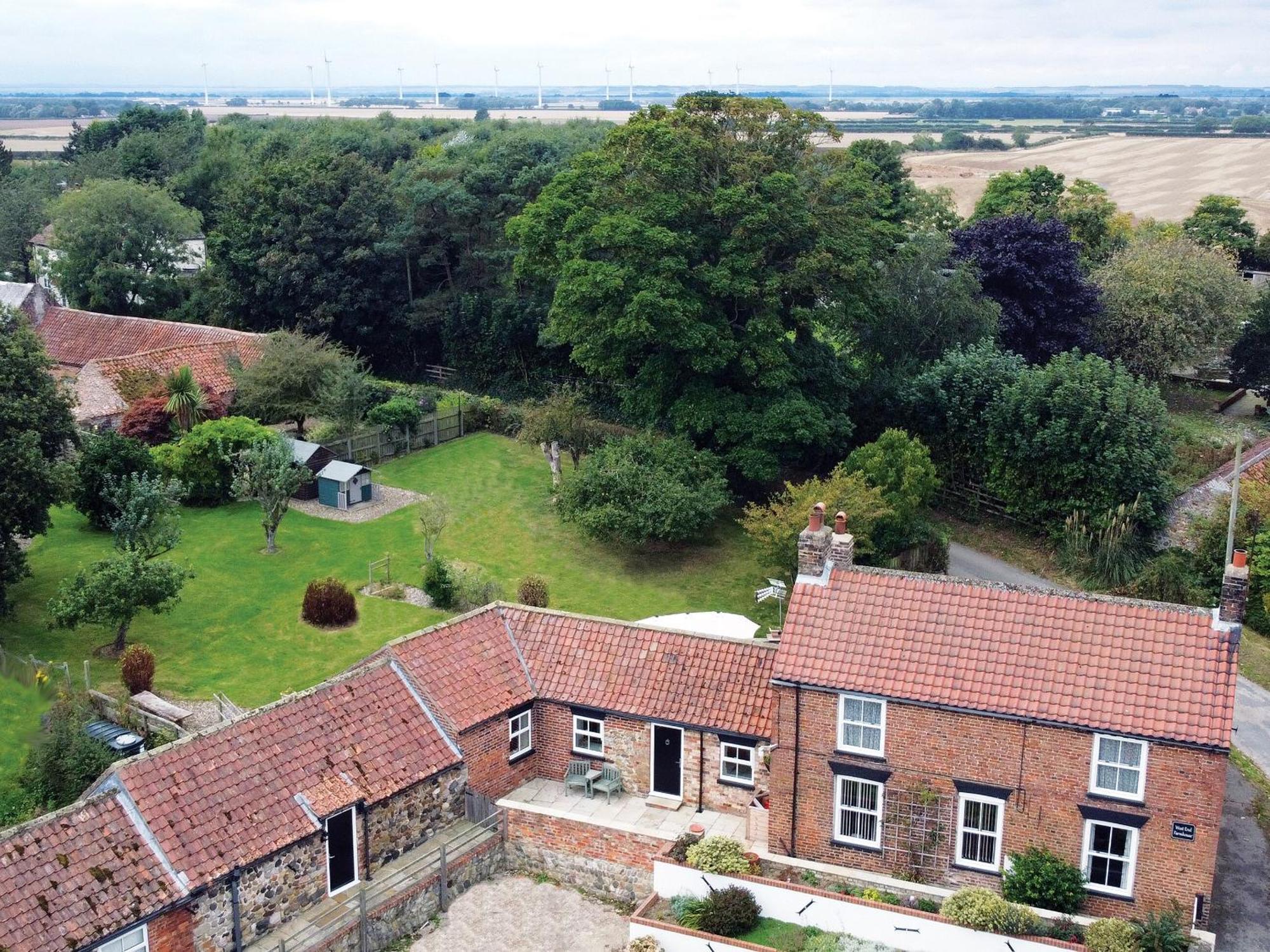 West End Farmhouse Barmston Экстерьер фото
